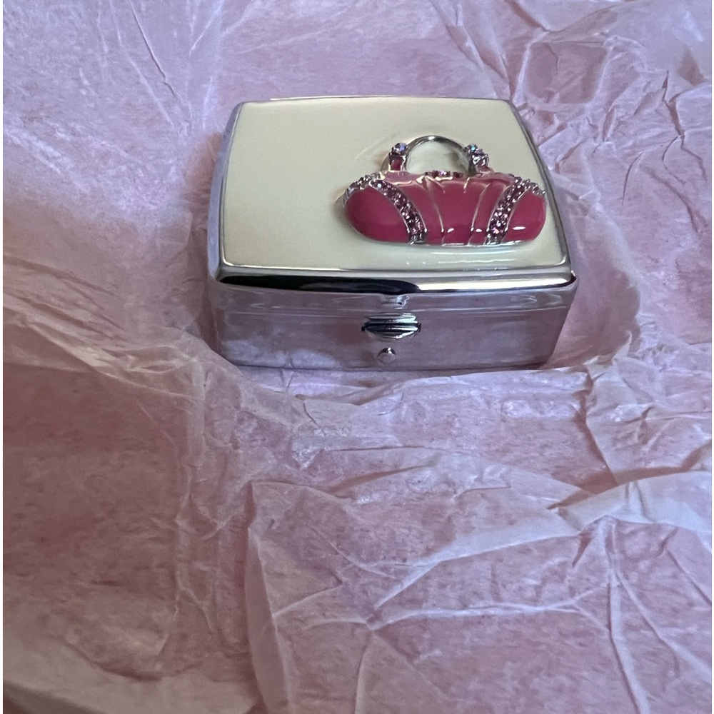 Decorative Pill Case/Box - Picture 7 of 7